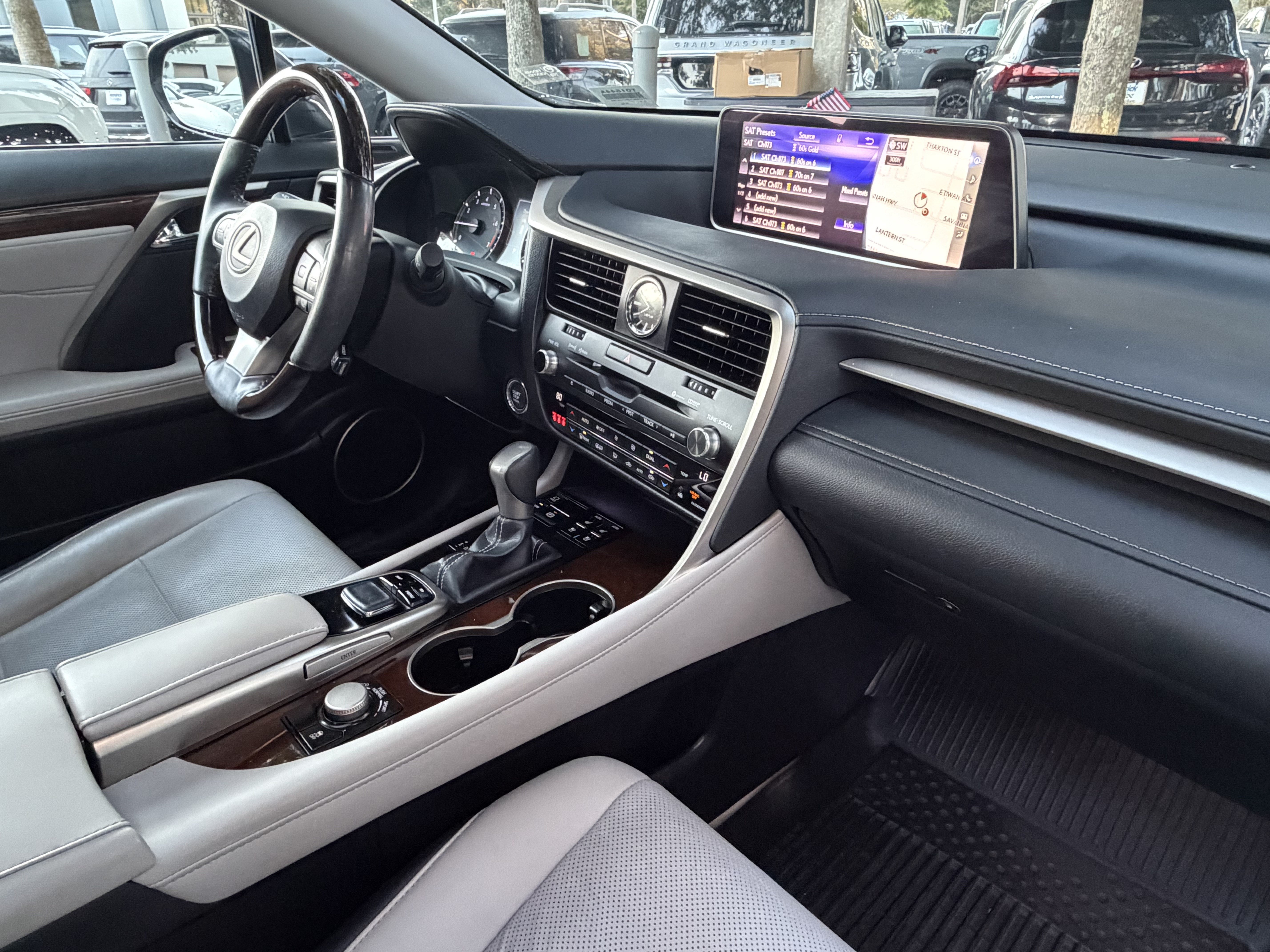 Used 2019 Lexus RX 350 FWD w/ Navigation Package image 46