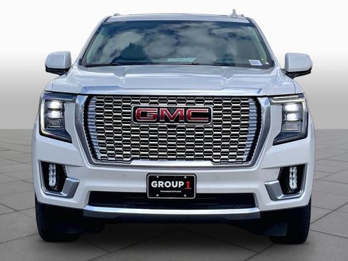 Used 2023 GMC Yukon XL Denali w/ Max Trailering Package AWD/4WD image 4