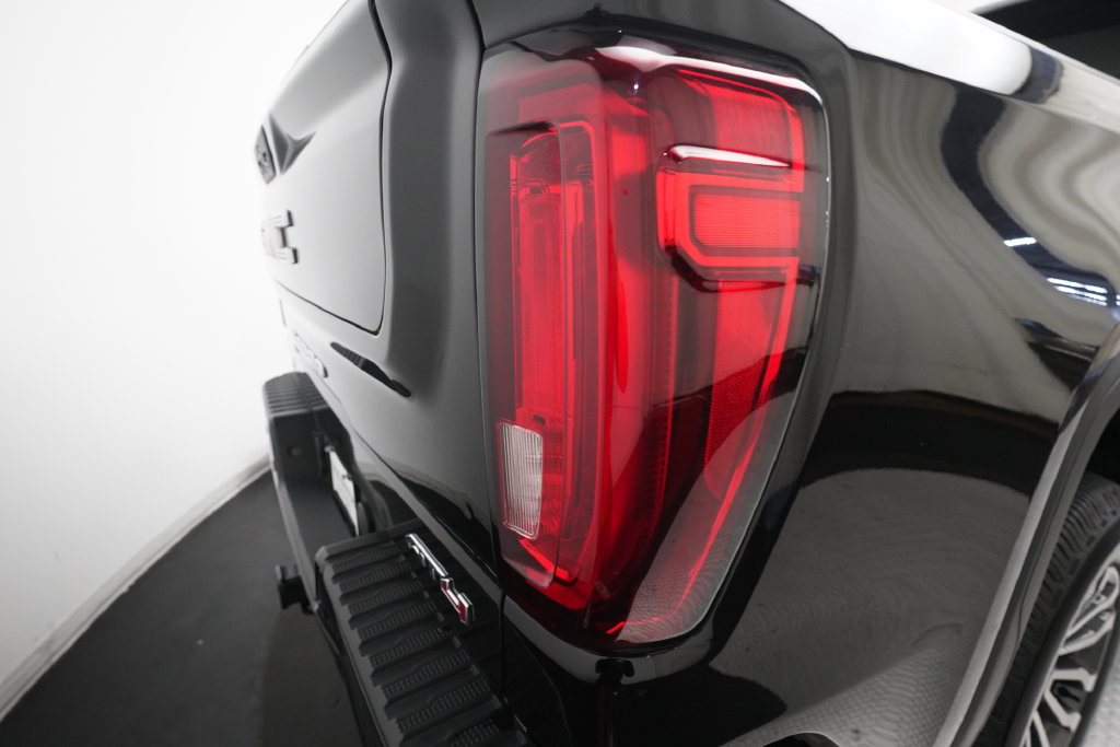 Used 2019 GMC Sierra 1500 AT4 w/ AT4 Premium Package AWD/4WD image 31