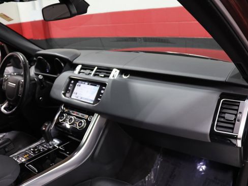 Used 2015 Land Rover Range Rover Sport HSE image 43