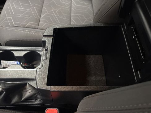 Used 2017 Toyota Tacoma TRD Sport w/ Tow Package image 18