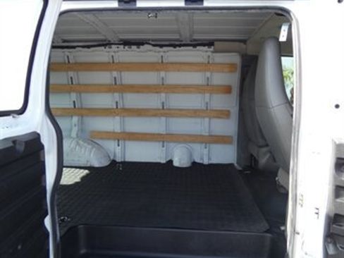 Used 2021 Chevrolet Express 2500 w/ Driver Convenience Package RWD image 44