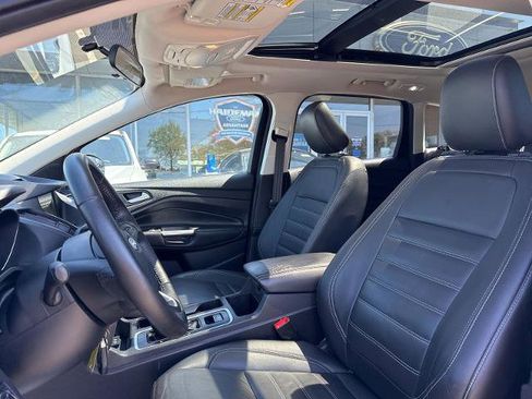 Certified 2018 Ford Escape SEL FWD image 3
