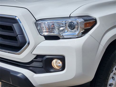 Certified 2023 Toyota Tacoma SR5 image 9