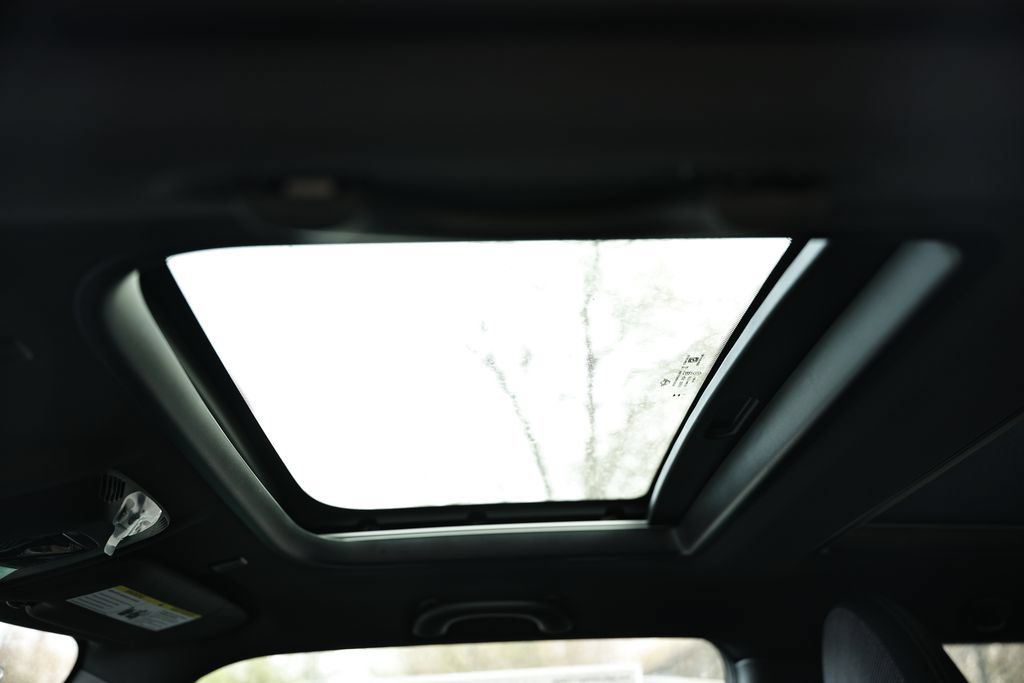 New 2026 MINI Cooper 2-Door Hardtop FWD image 17