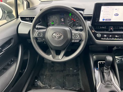 Used 2024 Toyota Corolla LE image 14