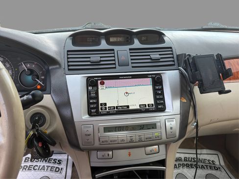 Used 2008 Toyota Solara SLE FWD image 29