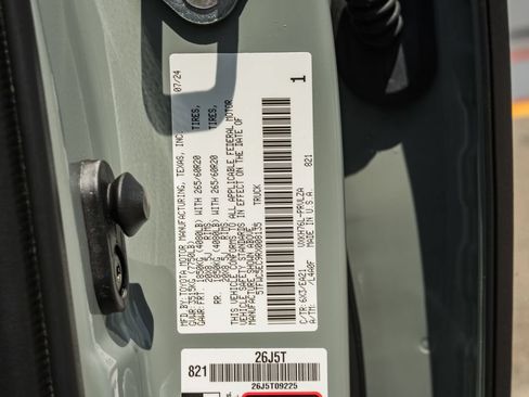 Used 2024 Toyota Tundra Limited w/ TRD Off-Road Package AWD/4WD image 41