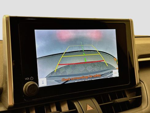 Used 2025 Toyota RAV4 LE AWD/4WD image 23