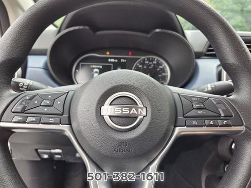 Used 2025 Nissan Versa SV FWD image 25