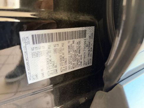 Used 2025 Nissan Rogue SV FWD image 30
