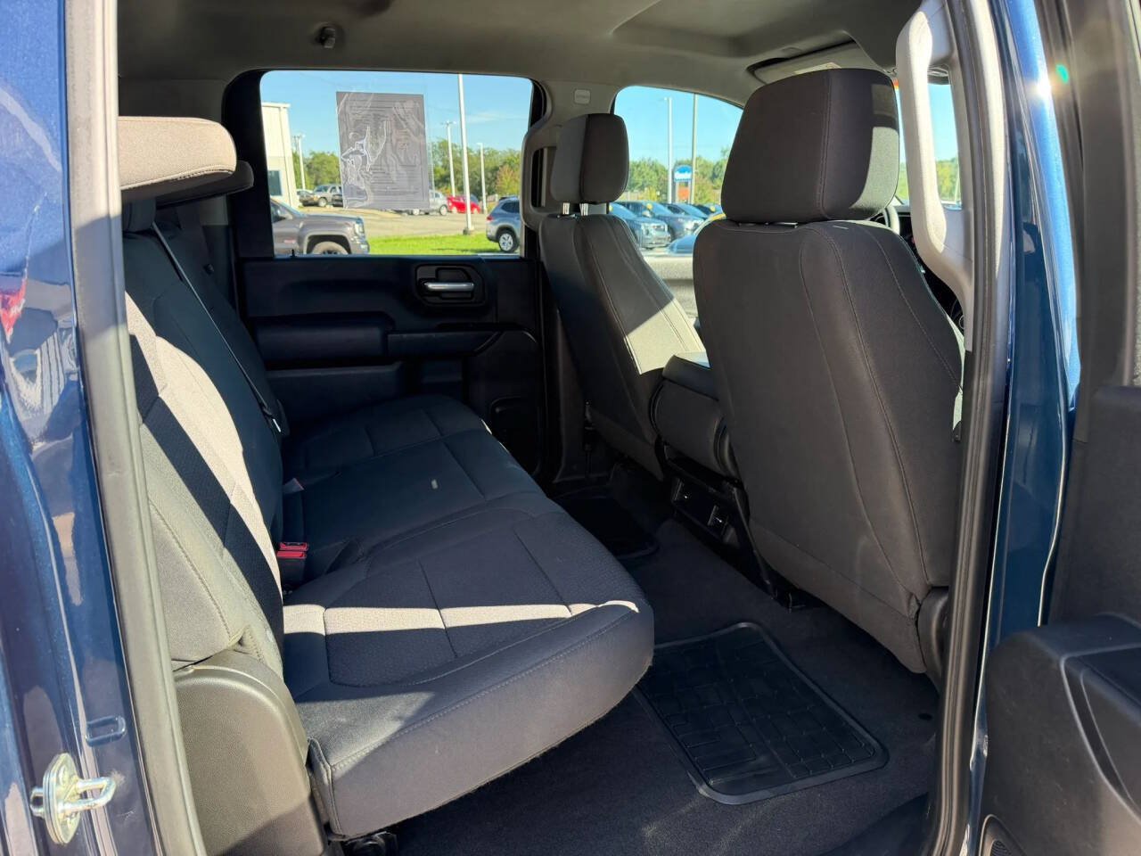 Used 2021 Chevrolet Silverado 2500 Custom w/ Custom Convenience Package AWD/4WD image 22