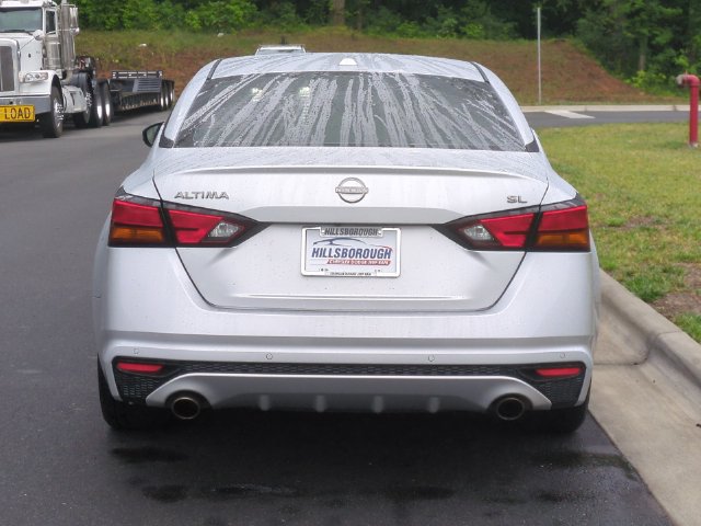 Used 2023 Nissan Altima 2.5 SL FWD image 12