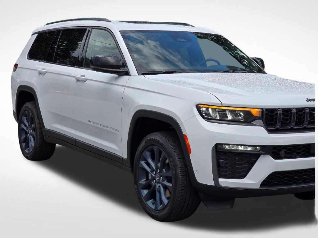 New 2026 Jeep Grand Cherokee L Limited AWD/4WD image 39