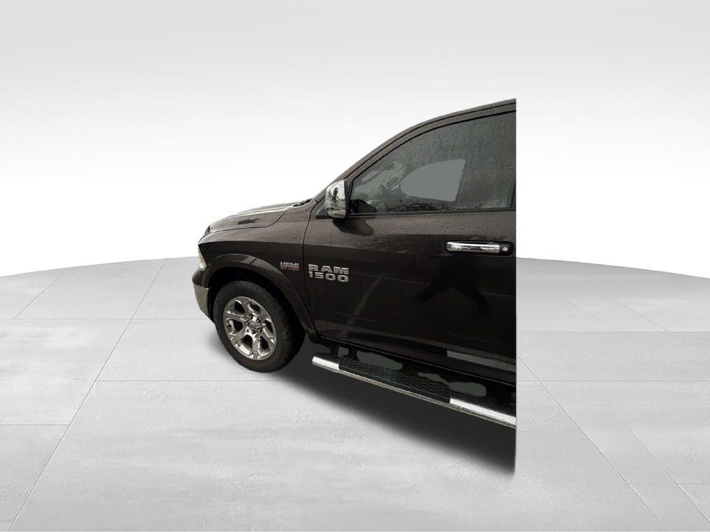 Used 2017 RAM 1500 Laramie AWD/4WD image 24