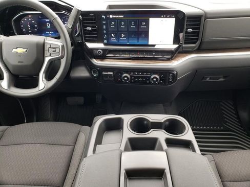 New 2026 Chevrolet Silverado 1500 LT AWD/4WD image 8