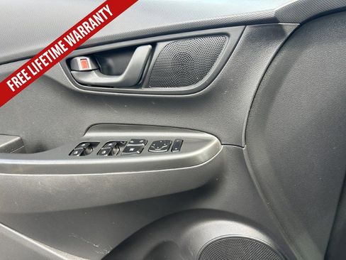 Used 2021 Hyundai Kona SE AWD/4WD image 17