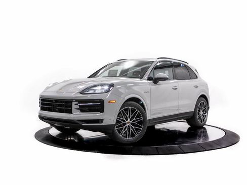 New 2026 Porsche Cayenne E-Hybrid AWD/4WD image 1