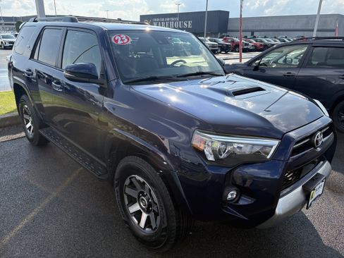 Used 2023 Toyota 4Runner TRD Off-Road Premium w/ Off Road Premium Plus Package AWD/4WD image 2