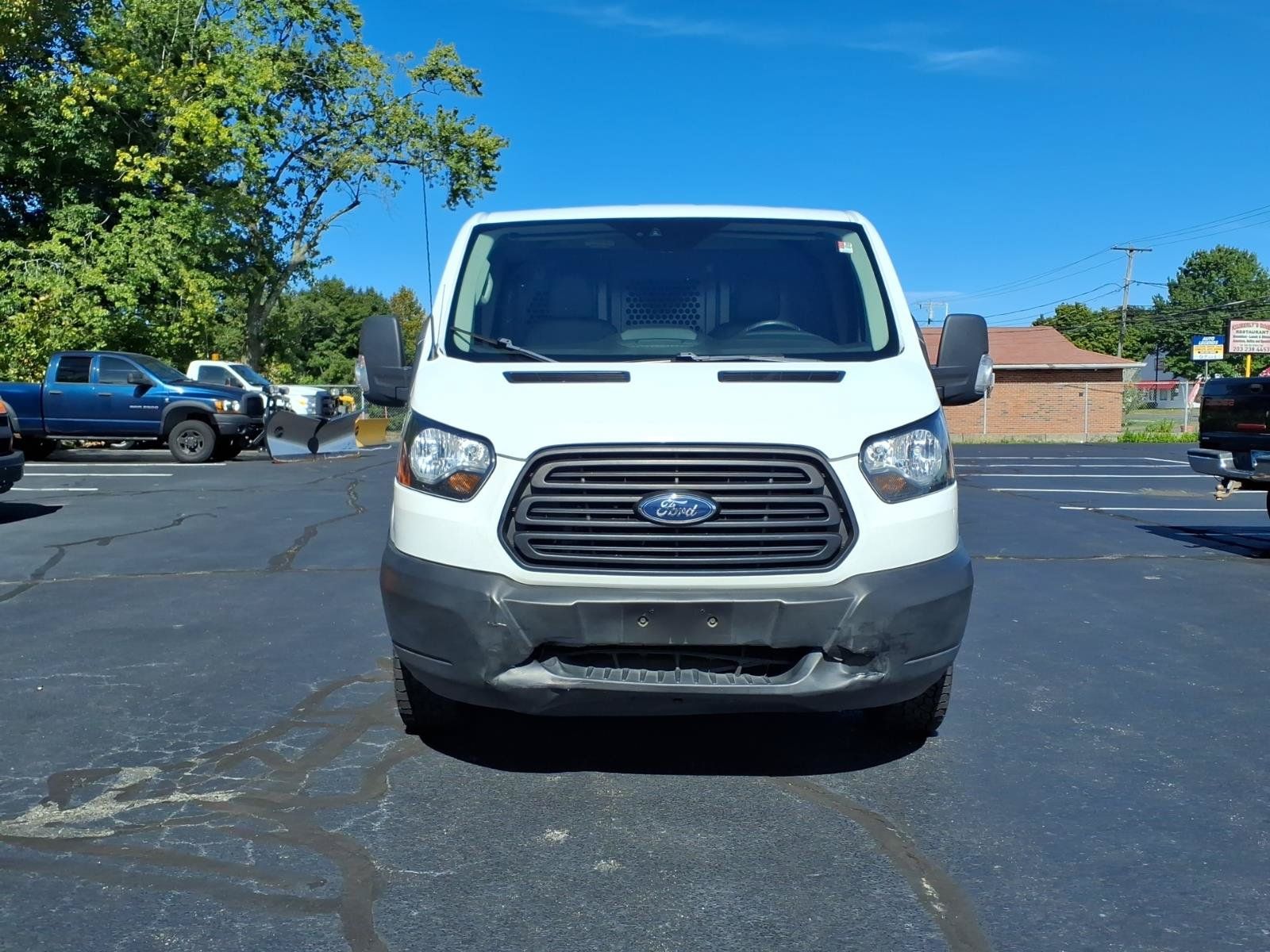 Used 2019 Ford Transit 250 130 Low Roof RWD image 2