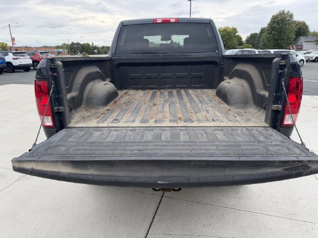 Used 2014 RAM 2500 Tradesman w/ Chrome Appearance Group AWD/4WD image 9