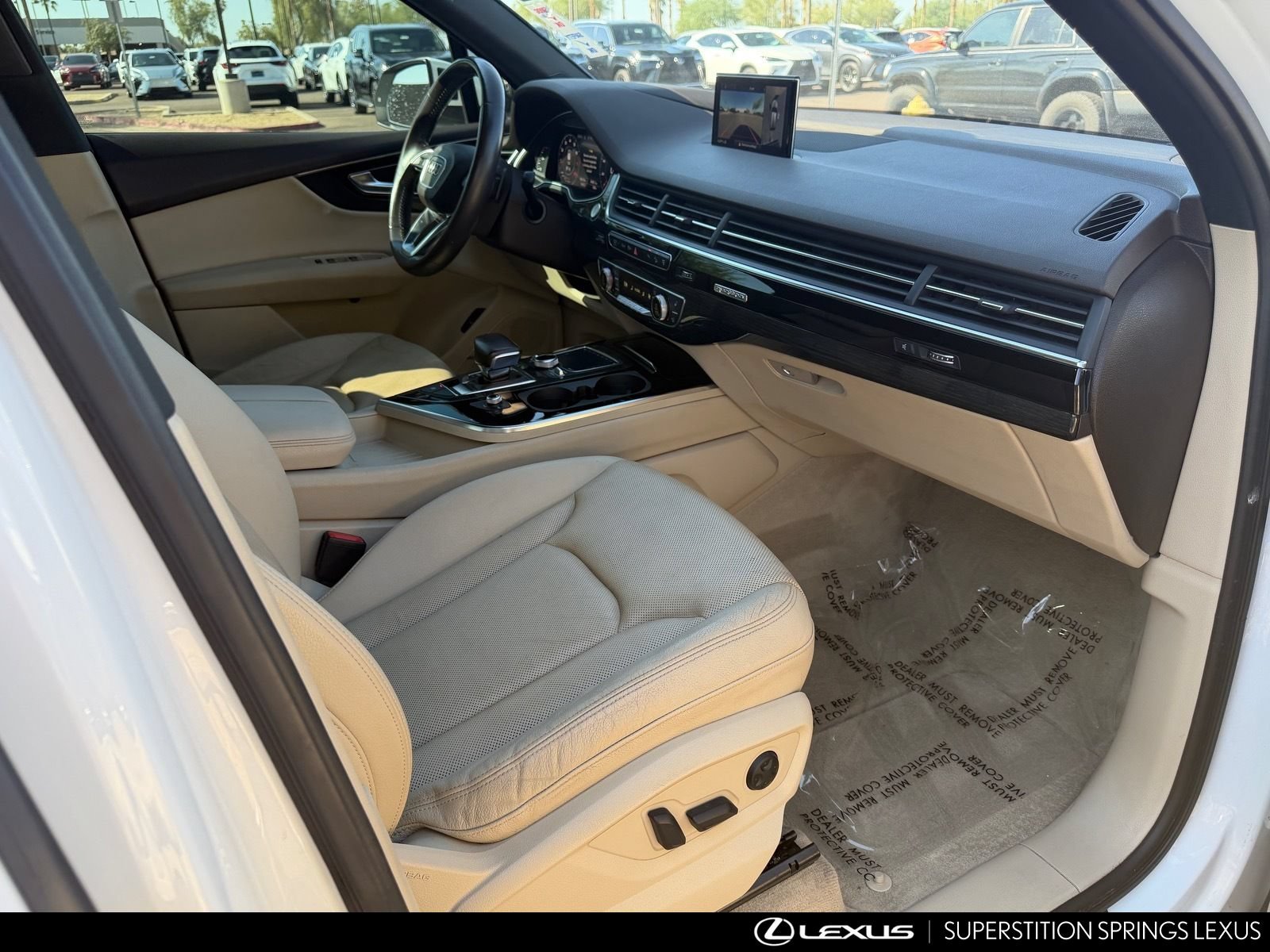 Used 2017 Audi Q7 3.0T Prestige AWD/4WD image 28