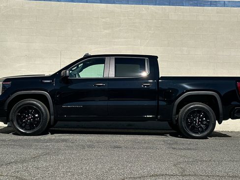 Used 2026 GMC Sierra 1500 Pro w/ Graphite Edition image 7