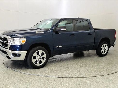 Used 2022 RAM 1500 Big Horn AWD/4WD image 3