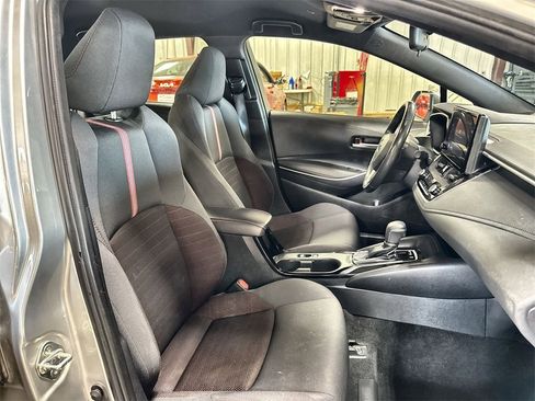 Used 2024 Toyota Corolla SE image 30