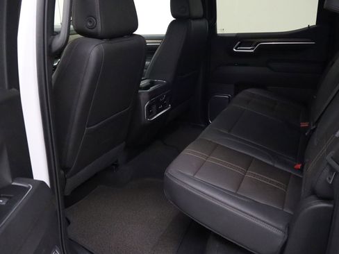 Used 2022 Chevrolet Silverado 1500 High Country w/ Technology Package image 24