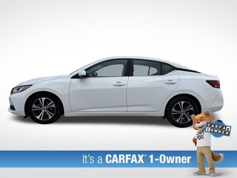 Used 2022 Nissan Sentra SV image 2
