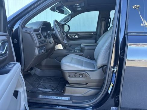 Certified 2024 Chevrolet Tahoe Z71 w/ Luxury Package image 12