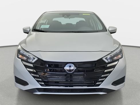 New 2025 Nissan Versa SV w/ Trunk Package image 2