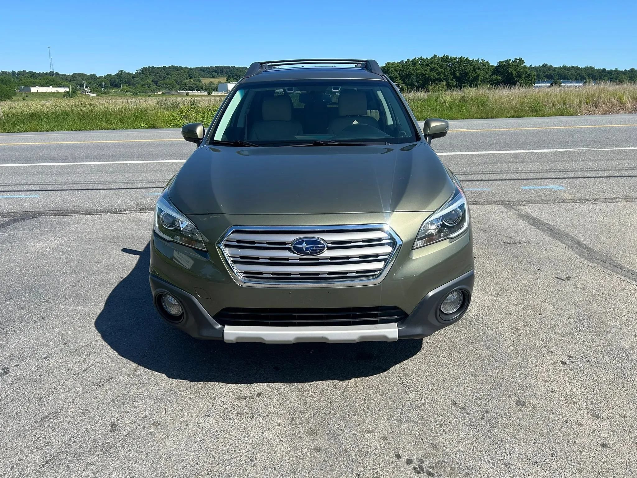 Used 2016 Subaru Outback 2.5i Limited AWD/4WD image 5