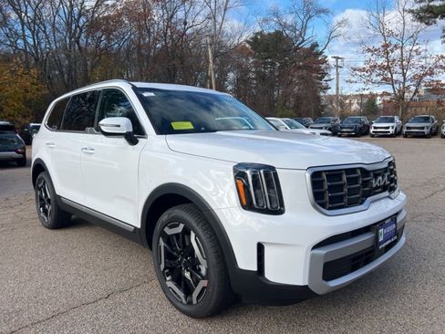 New 2025 Kia Telluride S image 5