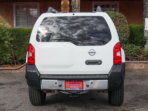 Used 2015 Nissan Xterra X image 7