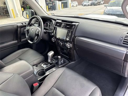 Used 2024 Toyota 4Runner TRD Off-Road Premium image 12