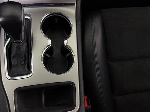 Used 2019 Jeep Grand Cherokee Altitude AWD/4WD image 27