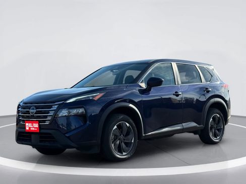 Used 2025 Nissan Rogue SV AWD/4WD image 2