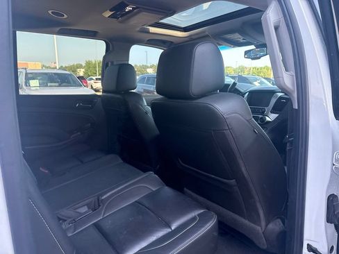 Used 2019 Chevrolet Suburban LT AWD/4WD image 32