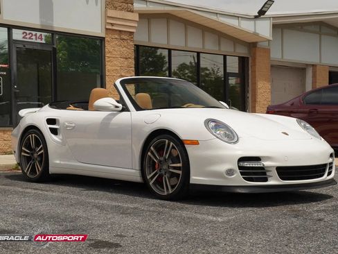 Used 2010 Porsche 911 Turbo AWD/4WD image 9
