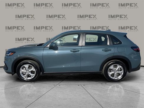 Used 2025 Honda HR-V LX image 2