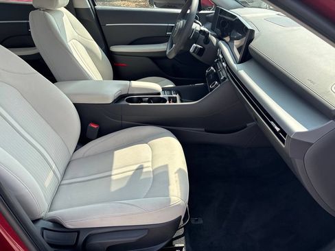 Used 2025 Hyundai Sonata SEL FWD image 55