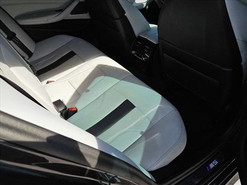 Used 2023 BMW M5 w/ Executive Package image 20