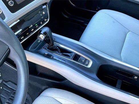 Used 2020 Honda HR-V EX image 15