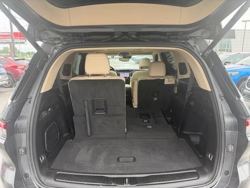 Used 2022 Jeep Grand Cherokee L Limited AWD/4WD image 24