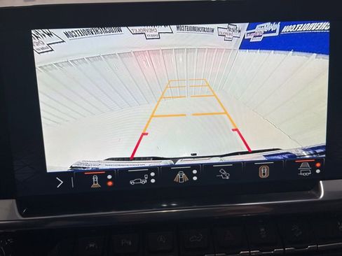 Used 2024 GMC Sierra 1500 SLT w/ SLT Premium Plus Package image 36