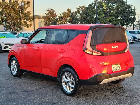 Used 2023 Kia Soul LX w/ Option Group 015 image 28