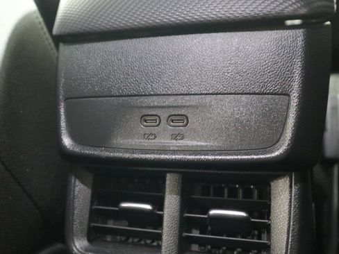 Used 2025 Chevrolet Equinox LT image 17