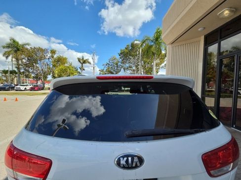 Used 2018 Kia Sorento EX w/ EX Advanced Touring Package image 8